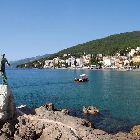 Lipovica Lejlighed Opatija